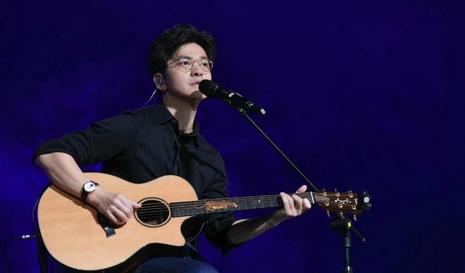 包含NBA总决赛今夜走向成谜，北京首钢内部沟通，话题不断，纪律约束更严格的词条